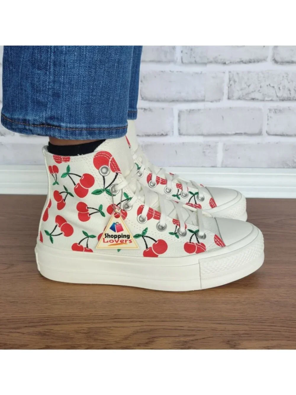 ⭐Converse Ctas Lift Platform Cherries Sz 9 Women Shoes Egret Red Sneaker A08096C